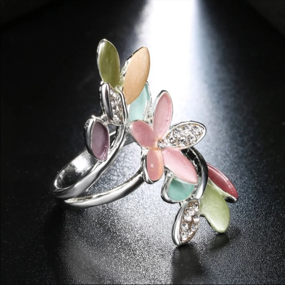 TRENDY Women’s RING